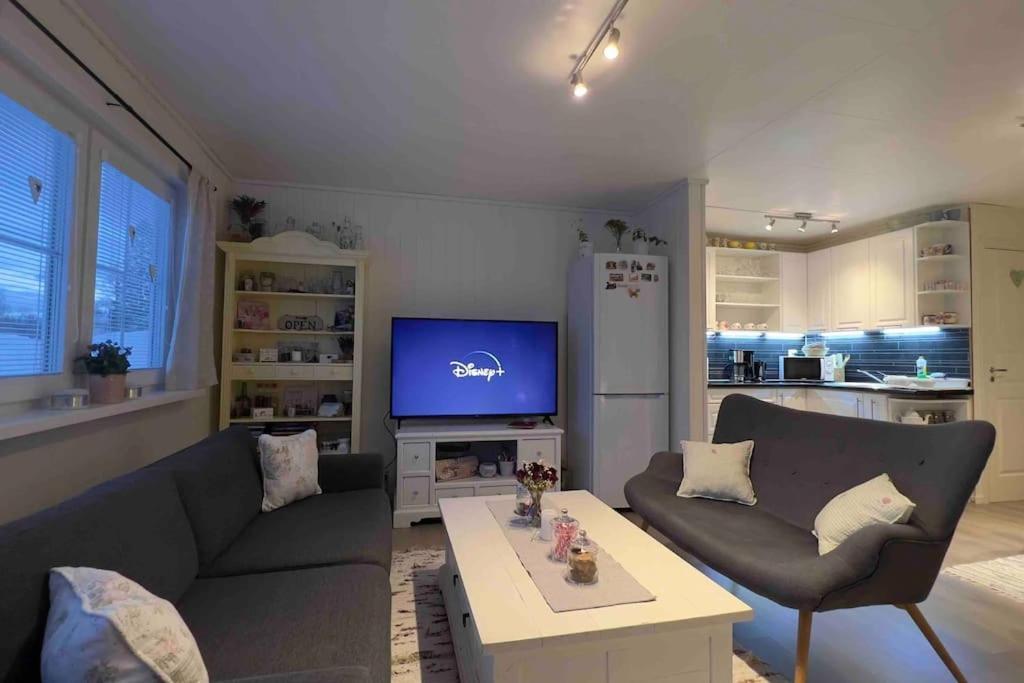 Marta'S Home-Cozy Appartment Near The Airport Andselv 외부 사진
